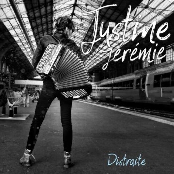 Justine Jérémie 2023 Distraite 500x500-000000